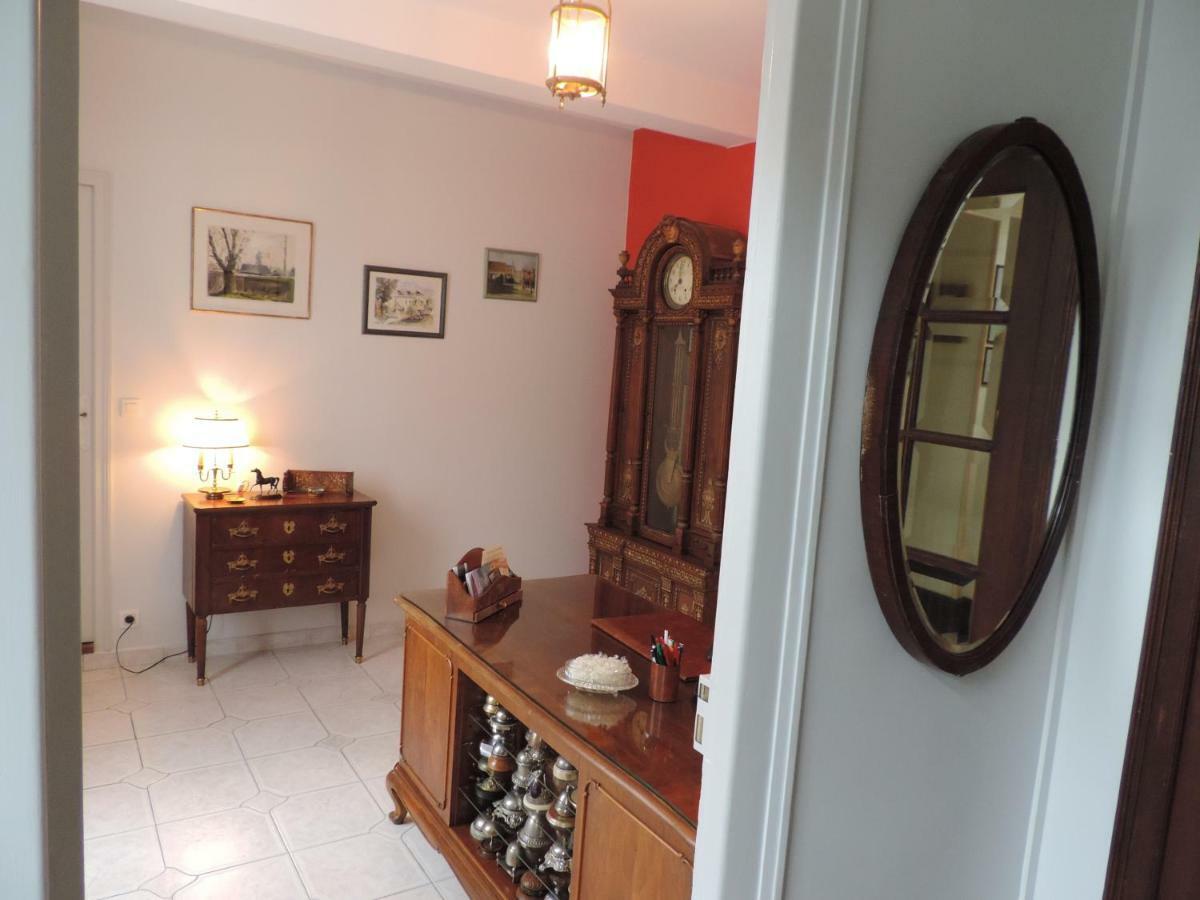 Bed and Breakfast Sees Chez Vous Екстер'єр фото