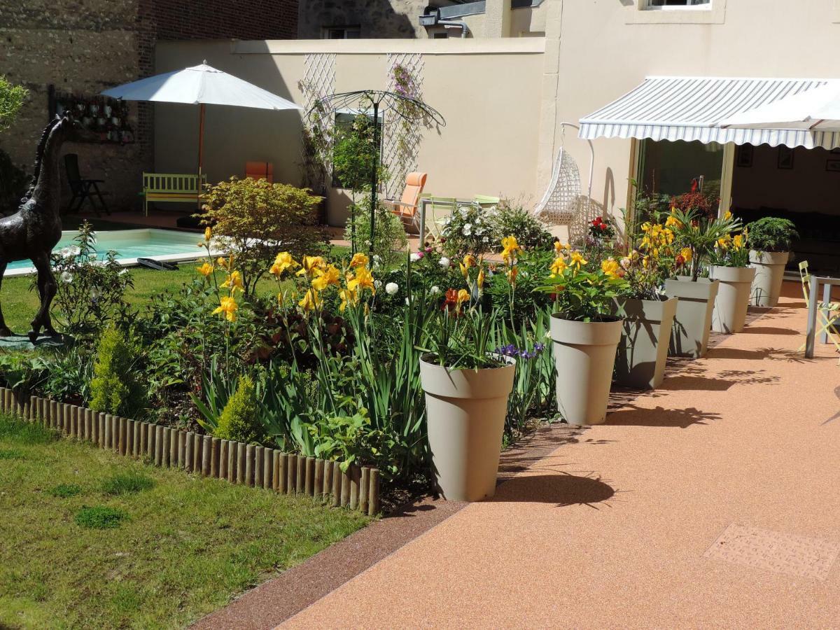 Bed and Breakfast Sees Chez Vous Екстер'єр фото